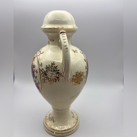 Vintage Japanese Hand painted Floral Porcelain Urn Vase - Picture 8 of 10